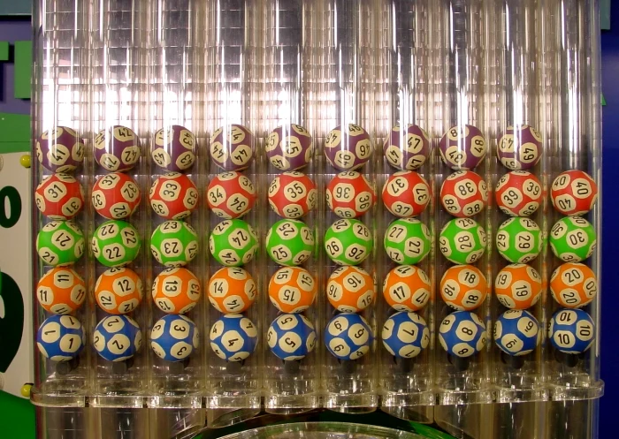 Aflaţi pe Click.ro numerele extrase la lotoArhiva Click!