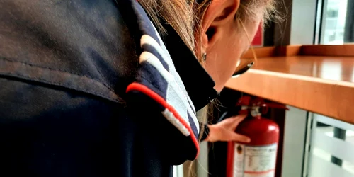 Controale la staţiile de carburanţi FOTO ISU Dobrogea