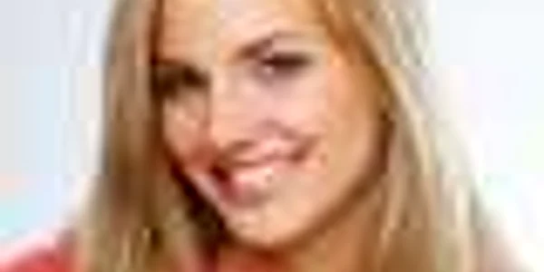 Fructele care au grijă de sănătatea dinţilor