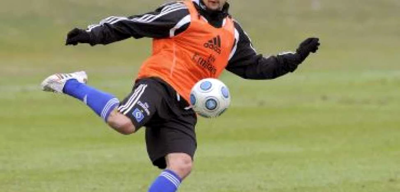 FOTBAL: Albert Streit, suspendat de Schalke 04