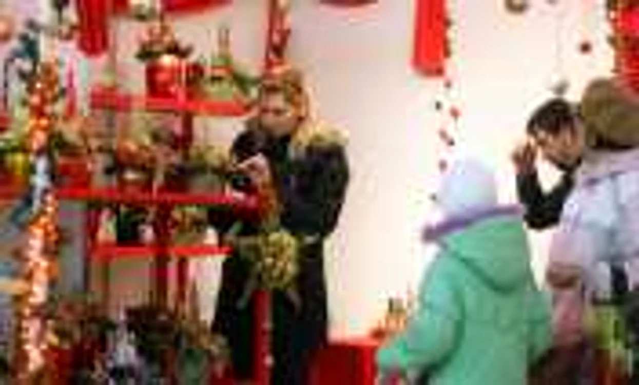 Cele mai frumoase decoraţiuni de sărbători se găsesc la "Târgul de iarnă"