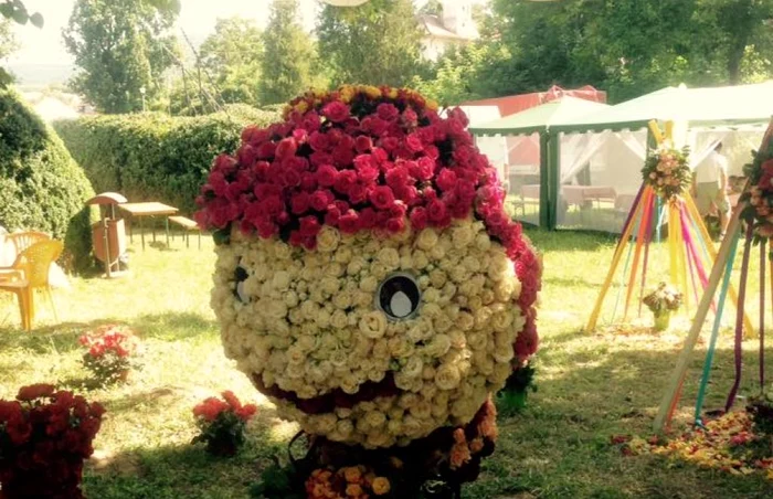 Cultivatorii s-au întrecut în aranjamente florale spectaculoase