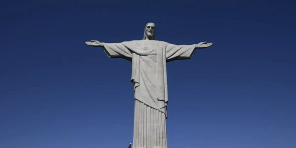 Au început lucrările de reparaţii la Statuia lui Isus Mântuitorul din Rio de Janeiro FOTO Felipe Dana