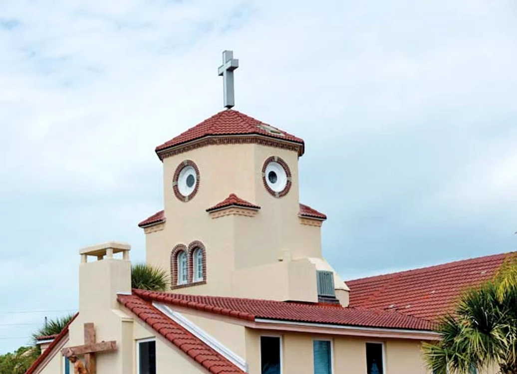 Biserica în formă de pui de găină, din Tampa, Florida, SUA