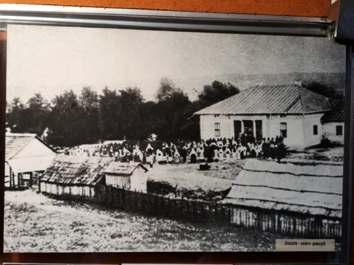 Ţăranii din Cracalia la început de secol XX FOTO Muzeul Judeţean de Istorie Botoşani