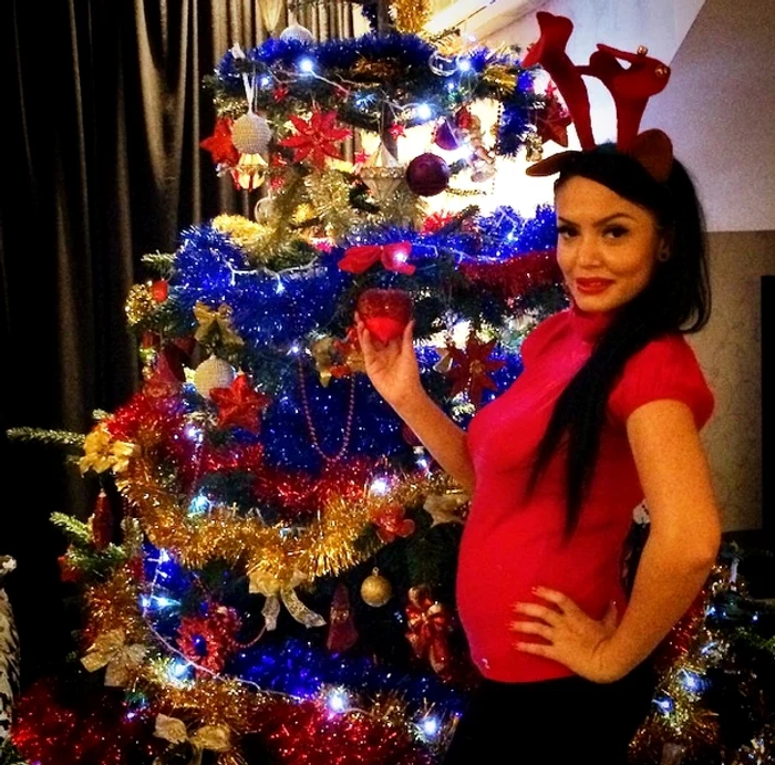 
    Andreea Mantea este mândră de statutul ei de femeie însărcinatăFoto: arhivă personală  