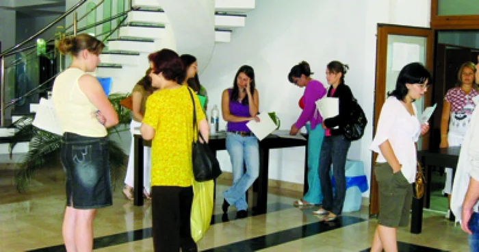 Hunedoara: ORAŞUL PE SCURT / Repartizări de posturi