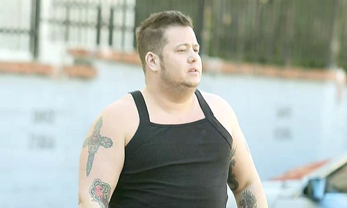 Chaz Bono a urmat tratamente timp de mai bine de doi ani pentru a deveni 100% bărbat jpeg