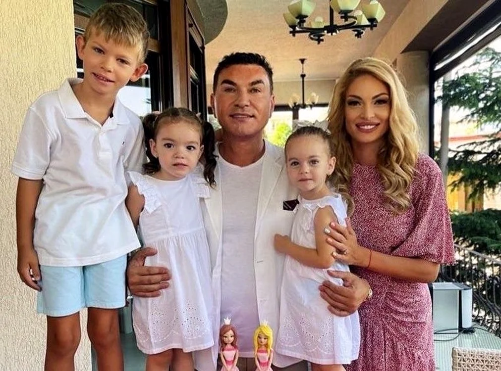 Valentina Pelinel și Cristi Borcea au o familie numeroasă. Foto: social media