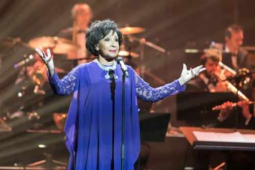 Dame Shirley Bassey 2 jpeg