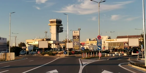 Noua şosea care asigură legătura dintre centura ocolitoare a Timişoarei şi Aeroportul Internaţional “Traian Vuia”