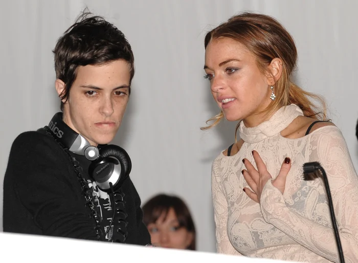 Lindsay Lohan şi Samantha Ronson sunt sexy şi unele dintre cele mai frumose cupluri de lesbiene din toate timpurile