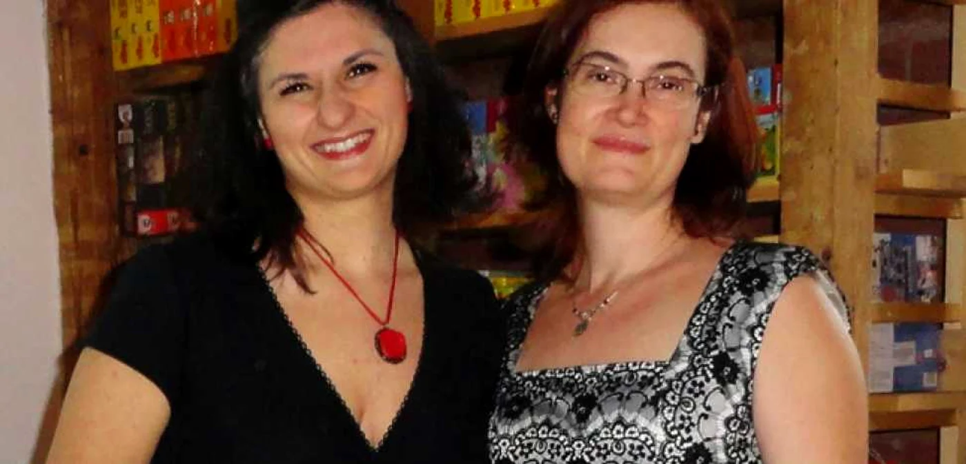 Georgiana Bose şi Nicoleta Dinescu, trainerii Bright Teachers