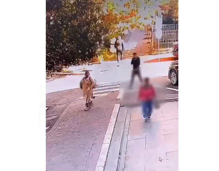 Hoții și victima, imediat după furt. FOTO captură video