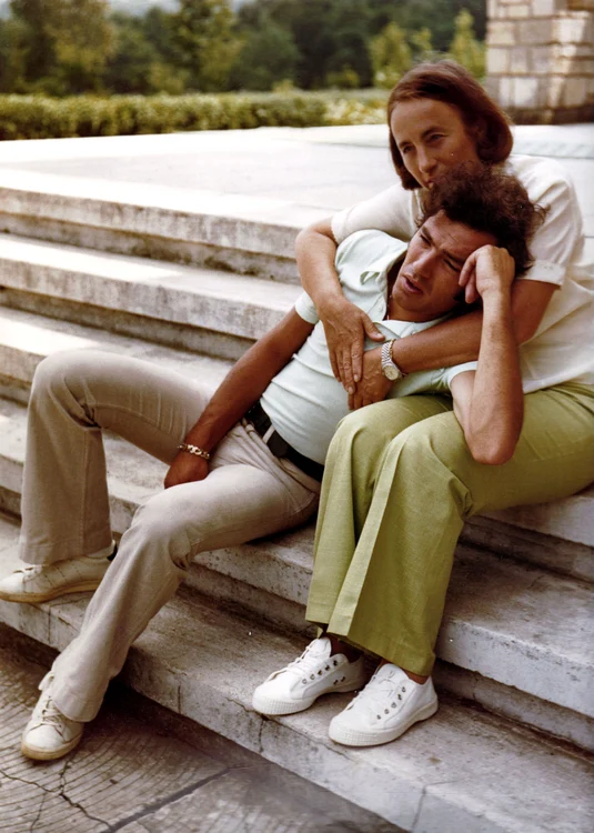 „Prințișorul” Nicu, aici într-o poză din vara lui 1976, a fost copilul preferat al Elenei Ceaușescu, care media relația dintre acesta și mai asprul său tată, care nu-i vedea cu ochi buni stilul de viață „burghezo-decadent”