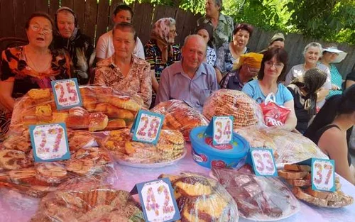 Festivalul Dulciurilor în satul gălăţean Moscu FOTO Laurenţiu Gîdei