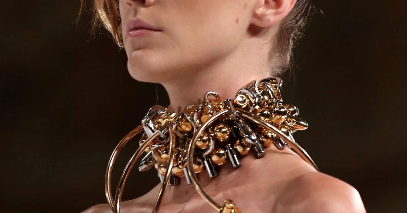 Choker tendinte foto getty 