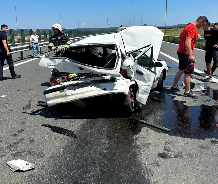 Accident pe A1 FOTO ISU Timiș