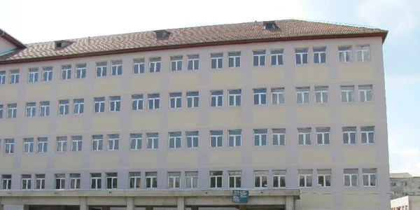 În spitalul nou a fost mutat deja mobilierul şi aparatura medicală