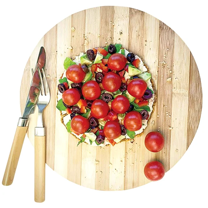 
    Carmen Negoiţă este adepta unui stil alimentar sănătos, bazat pe crudităţi  