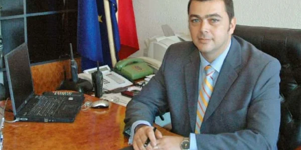 Comisarul Tiberiu Ivancea a fost promovat pe 1 decembrie 2011 pentru „merite excepţionale“ 