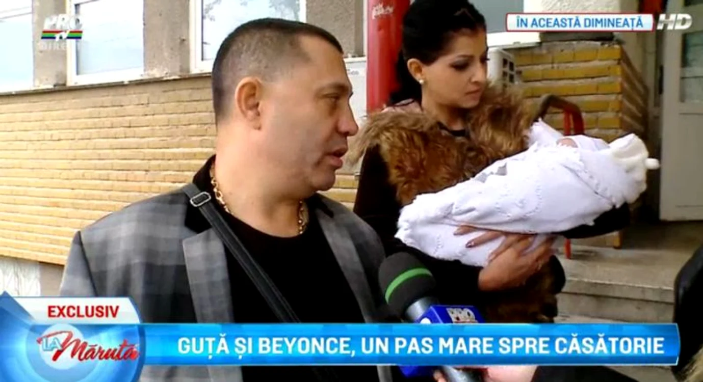 Guţă a mers cu Mădălina şi fetiţa la doctor