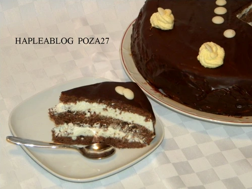 tort cu crema mascarpone si frisca 27 1024x768 jpeg