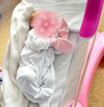 Emily-Victoria este numele nepoțelei Gabrielei Firea