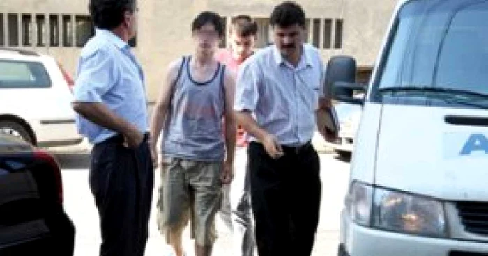 Iaşi: Teodosian, copilul criminal a scăpat de dosar penal