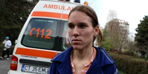 Mirela Mocanu (24 de ani), concubina inculpatului, a ajuns la spitalul din Constanţa împreună cu bebeluşul de 7 luni