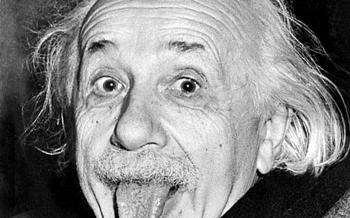 Fotografia lui Einstein, cu limba scoasă, a făcut înconjurul lumii