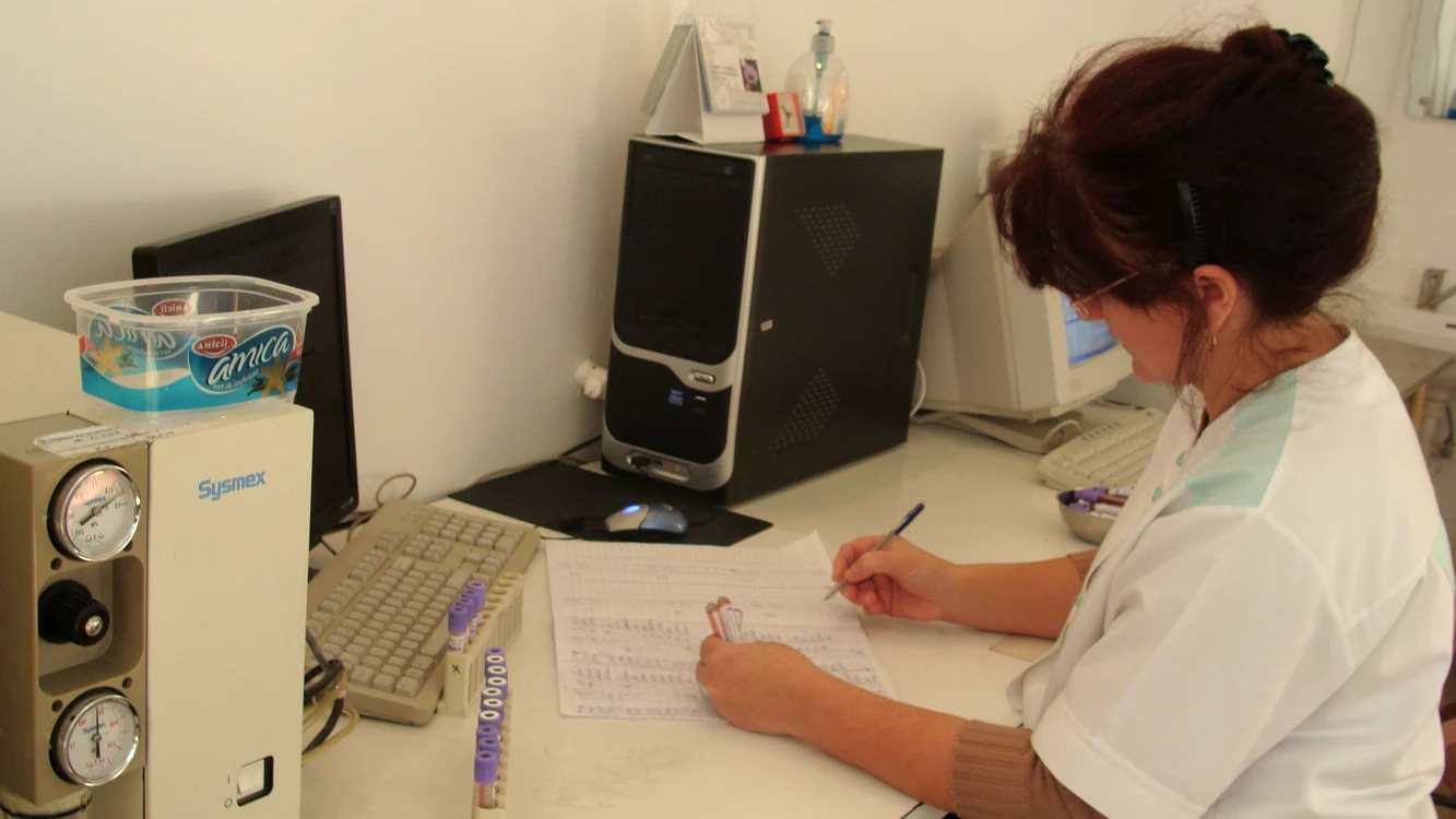 Un bărbat a decedat din cauza gripei noi