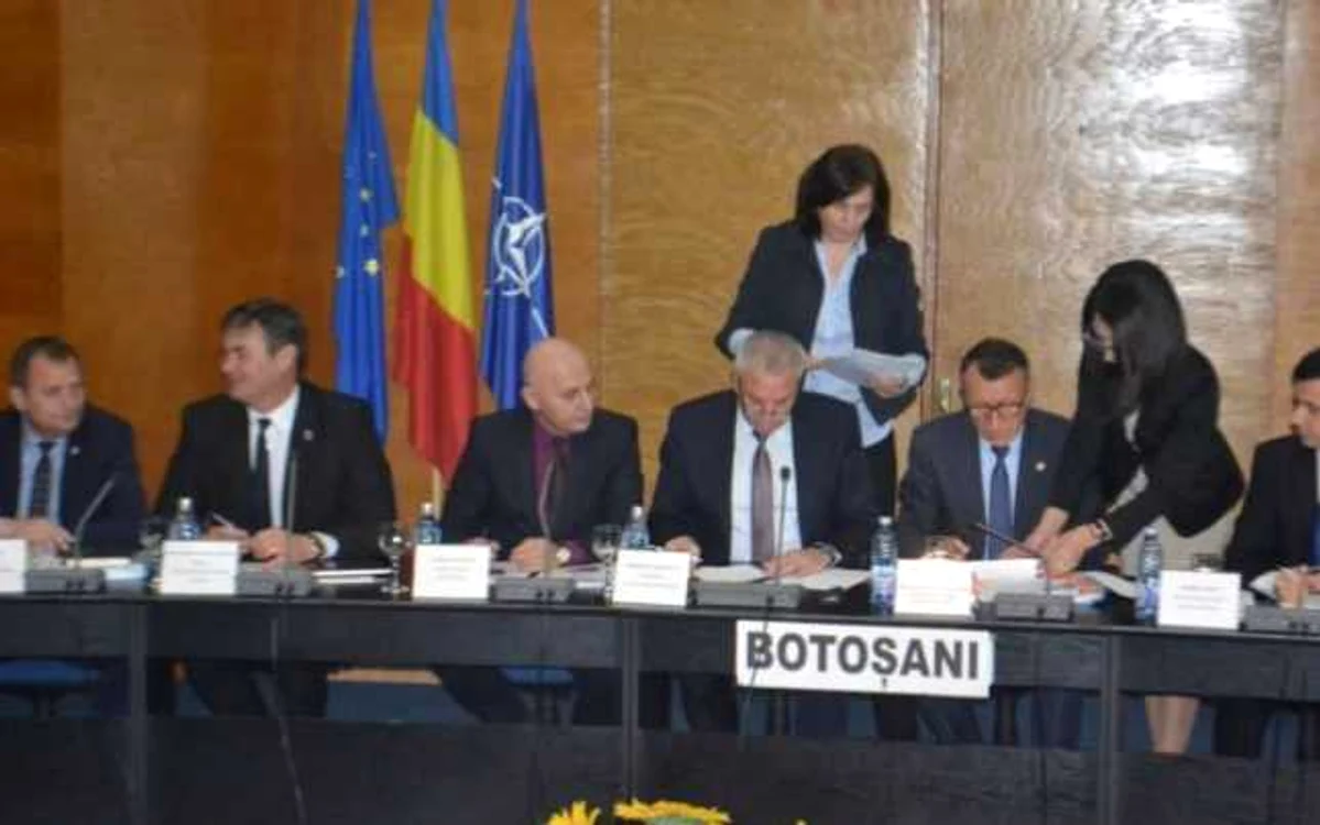 Autorităţile judeţene dar şi oficialităţi de la Bucureşti au semnat contractul de finanţare a drumului strategic FOTO  botosaneanul.ro