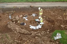 Mormânt neobișnuit descoperit în Scoția (© GUARD Archaeology Ltd)