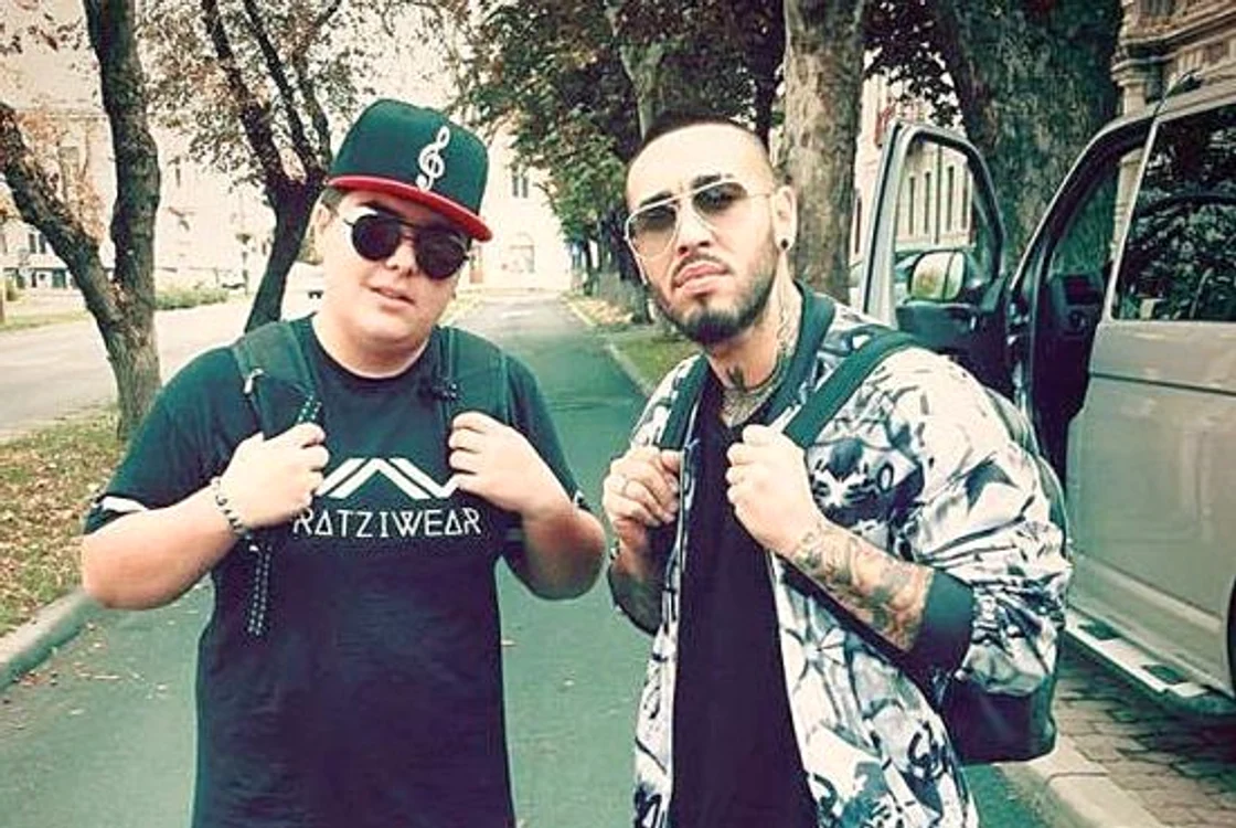
    Lino stă de câteva luni la Alex Velea în apartamentFoto: Arhiva personală  