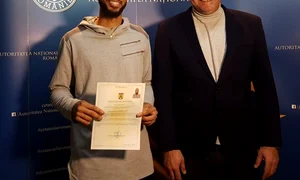 Kris Richard, alături de Horia Păun, la primirea cetățeniei române jpeg