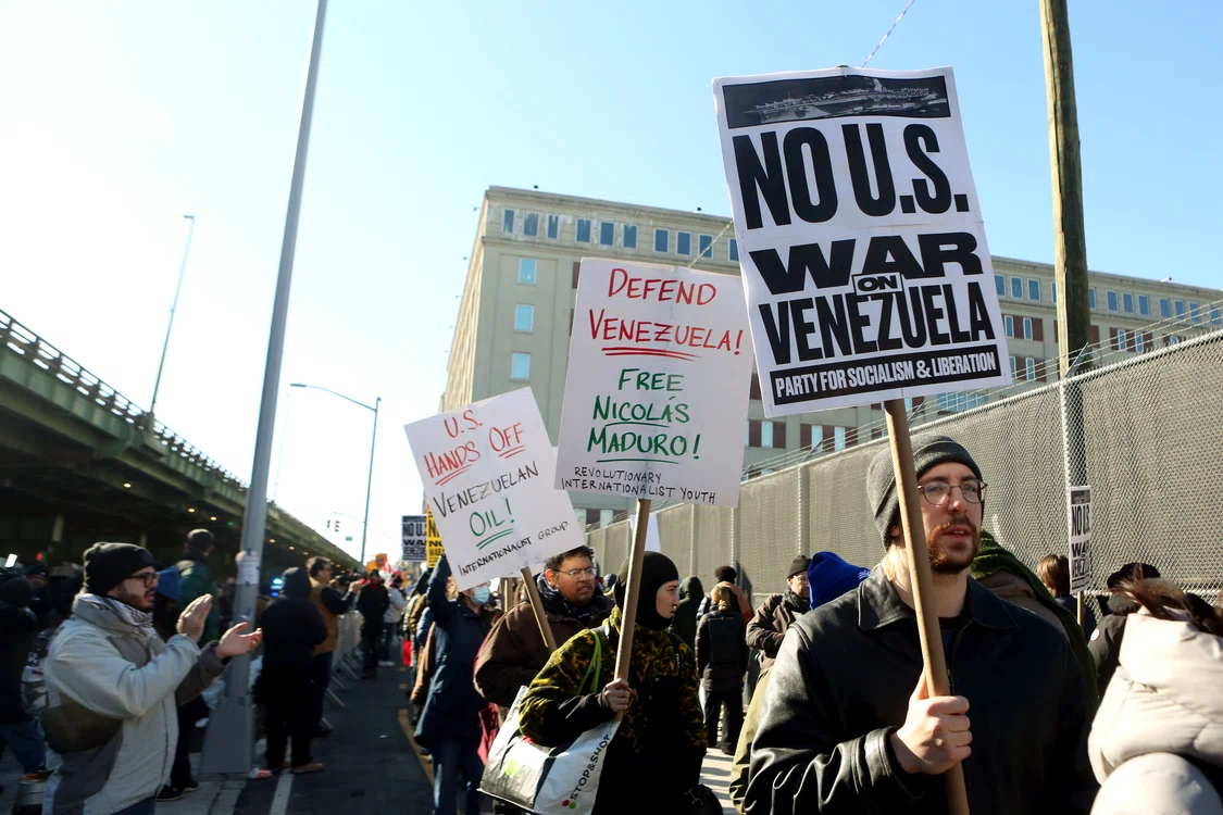 Americanii au protestat împotriva intervenției militare din Venezuela (Foto: Profimedia)