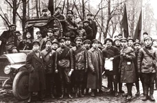 Călători prin lumea rusă în vremea revoluției lui Lenin jpeg
