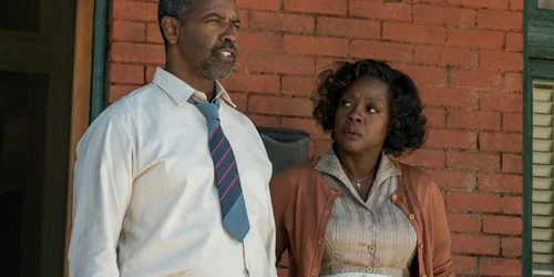 viola davis si denzel washington in fences foto cinemagia