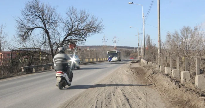 Drumul Hunedoara - Sântuhalm. FOTO: Daniel Guţă. ADEVĂRUL.