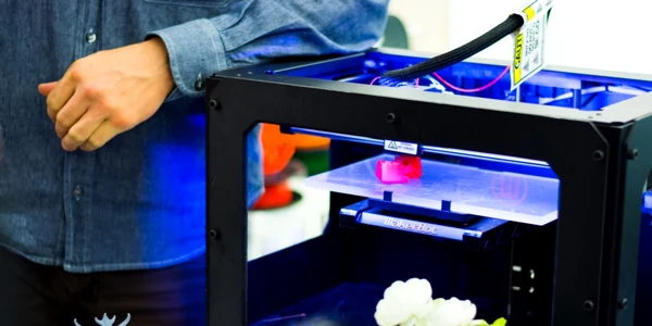 imprimante 3d makerbot foto razvan baltaretu/adevarul