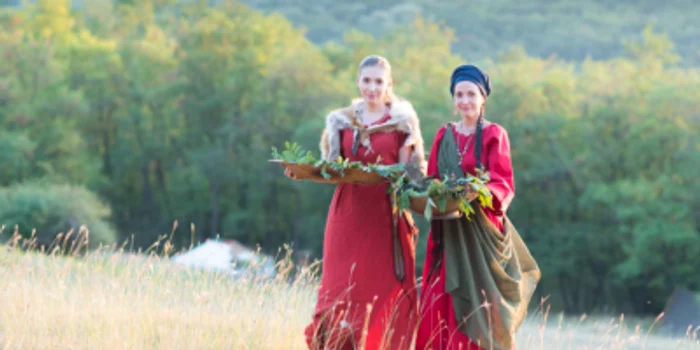 fii lupilor foto asociaţia geto-dacilor moldova