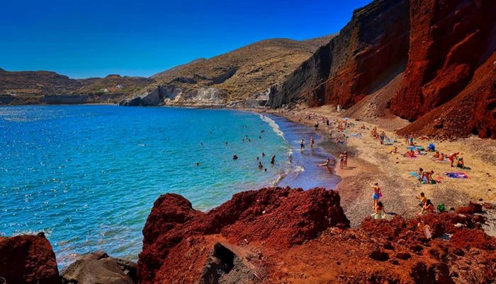 Plaja Roșie este un loc de o frumusețe rară / foto: Getty Images