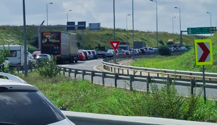 Trafic infernal la sfârșit de săptămână pe Autostrada Soarelui FOTO Arhiva Adevărul