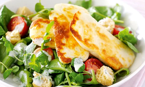 salata cu branza la gratar jpeg