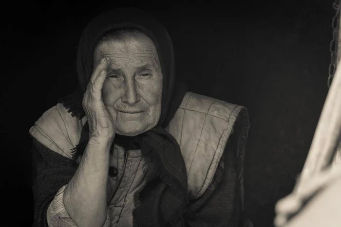 testuri pentru pâine pe vatră - foto arhiva george dumitru