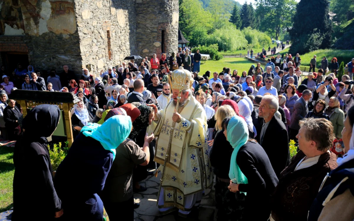 episcopul gurie foto episcopia devei si hunedoarei