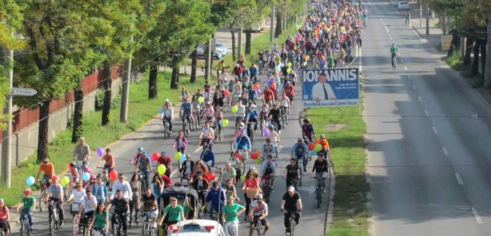 Pedalarea de toamnă la Timişoara 2014 FOTO Ştefan Both