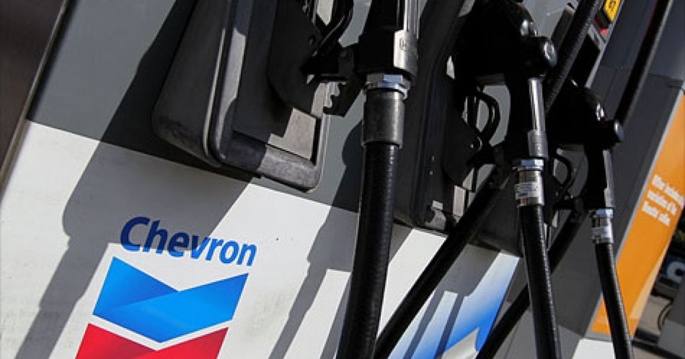Gigantul american Chevron, interesat de activele externe ale Lukoil