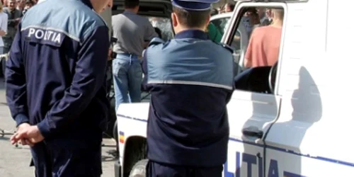 Oradea: Tineri în arestul poliției